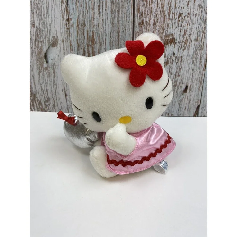Hello Kitty Plush 2001 with Silver Heart Excellent Condition - 6